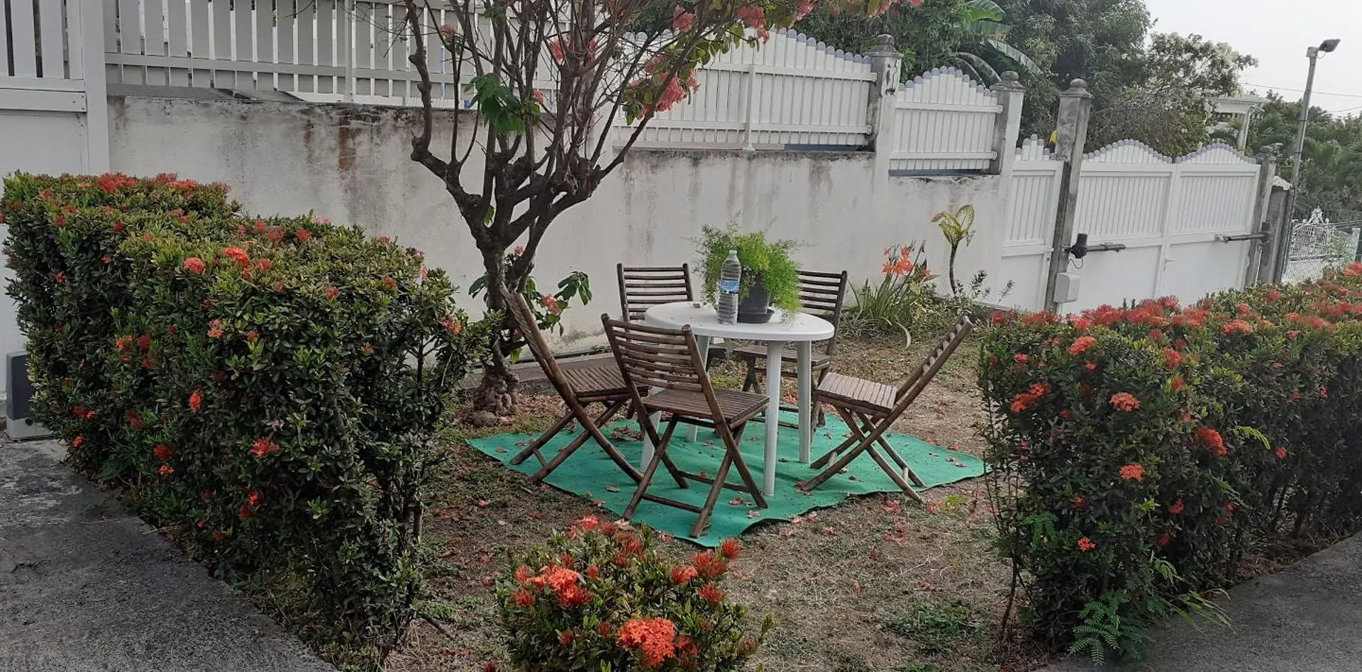 Le P'Tit Nid Cocodydy Apartment Baillif