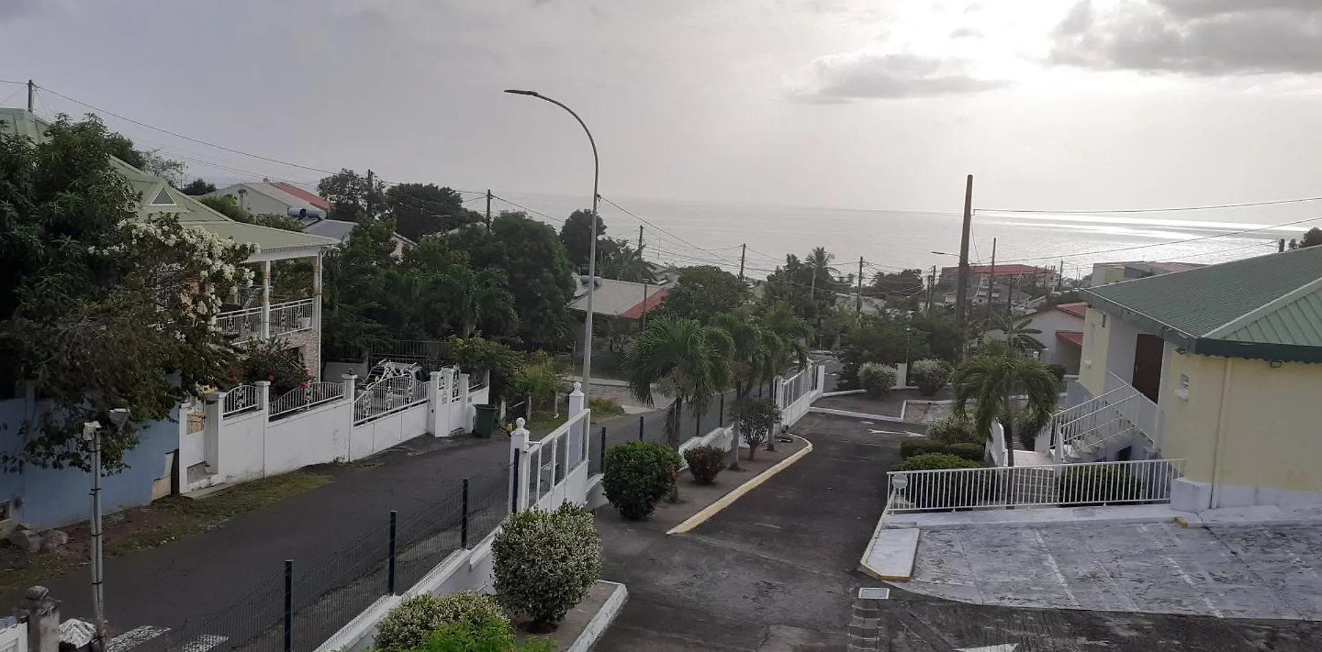 Le P'Tit Nid Cocodydy Apartment Baillif 0*,